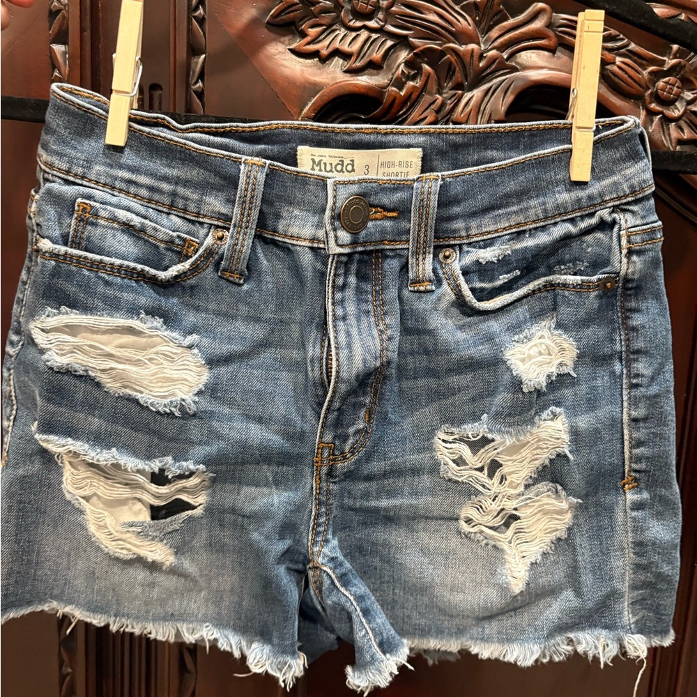 Mudd high rise distressed denim shorts